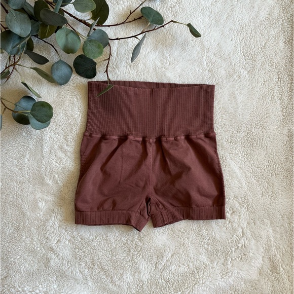 Free People • FP Movement Good Karma Running Shorts - Picture 9 of 15